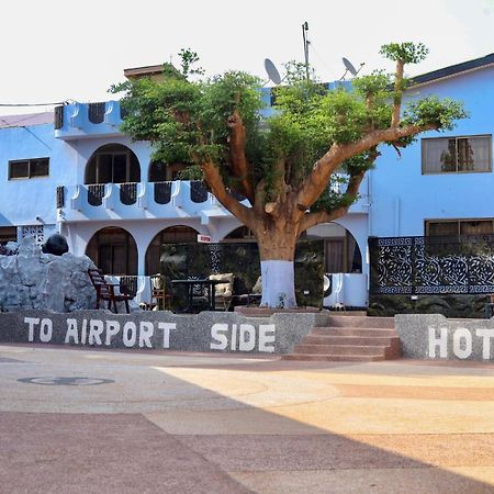 Airport Side Hotel Accra Bagian luar foto
