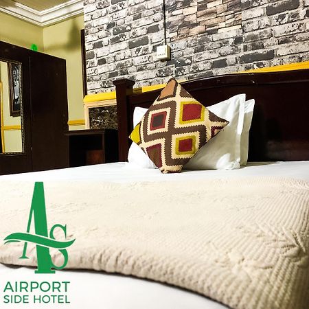 Airport Side Hotel Accra Bagian luar foto