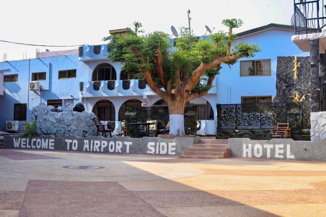 Airport Side Hotel Accra Bagian luar foto